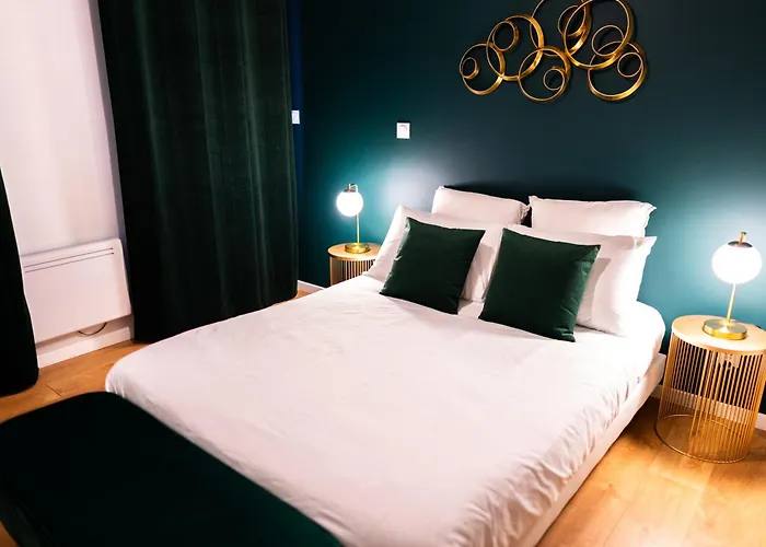 Grand Loft Familial 4 Avec Parking Prive 公寓